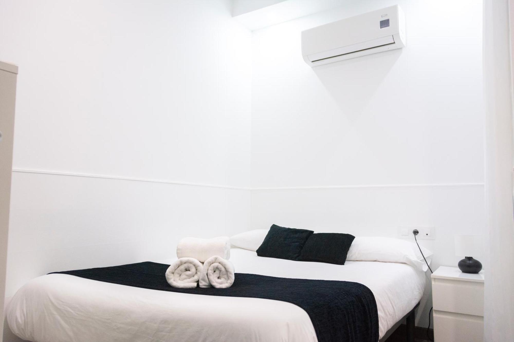 Laramond Barcelona Rooms Екстериор снимка